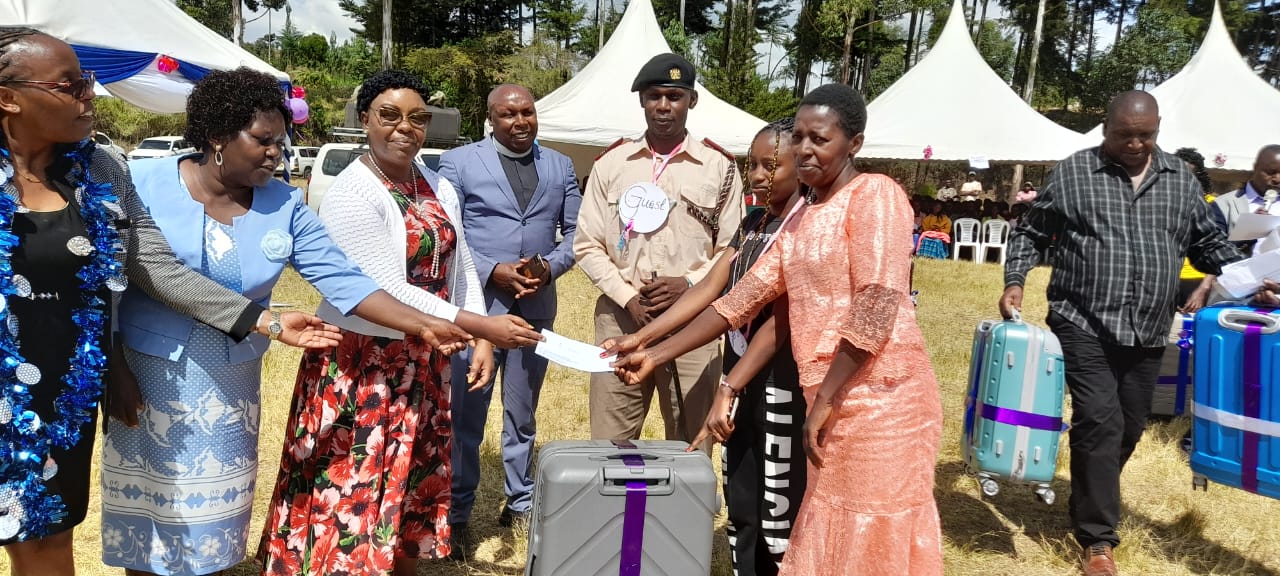 Student receiving academic recognition